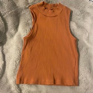Uniqlo top